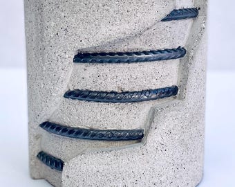 Beton & Stahl Pflanzgefäß für den Außenbereich - Industrieller Gartentopf, modernes minimalistisches Terrassendekor