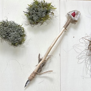 Handgemaakte heksenpen - grimoire pen - kalligrafiepen gemaakt van natuurlijke materialen, goochelinktpen, magisch cadeau voor heksen