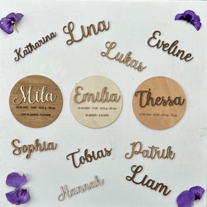 Targa di compleanno 18 cm - targhetta con date di nascita in legno - regalo personalizzato per nascita, regalo per battesimo, cameretta bambini