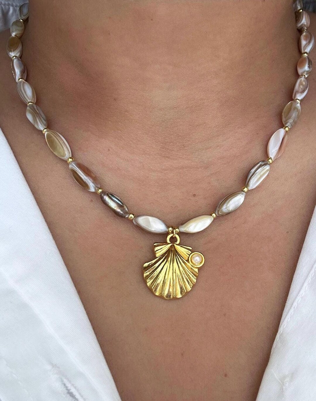 Shell Toggle Shell Necklace With Gold Toggle Clasp - Etsy