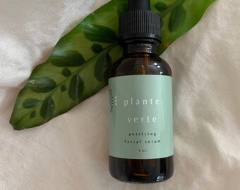 Plante Verte Facial Serum A botanical elixir of 'plantes vertes,' or green plants to purify your skin from environmental stressors.