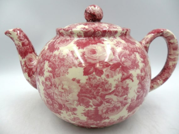 2 Cup Teapot in Pink Laura chintz Design by Heron Cross Pottery