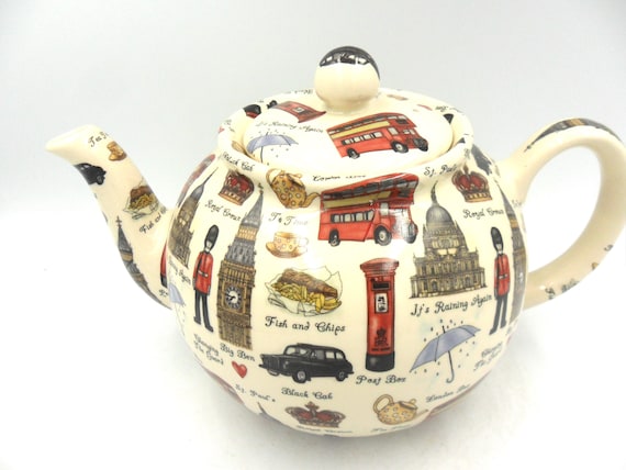 2 Cup Teapot in London Scenes Design by Heron Cross Pottery - Etsy