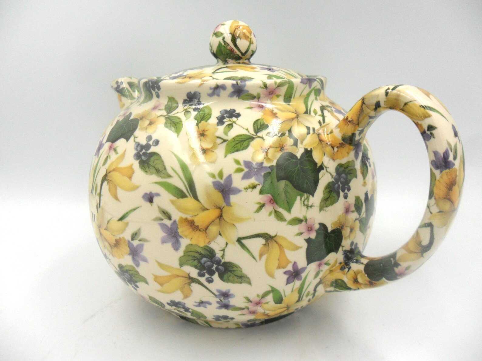 6 Cup Teapot in Spring Daffodil Design - Etsy