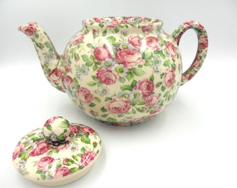 Six Cup Teapot In Crazy Farm Design By Heron Cross Pottery - View #8