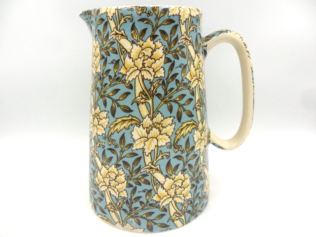 Willia Orris Golden Lilly Half Pint Jug Ade By Heron Cross Pottery