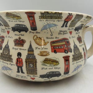 Large Chamber Pot Planter in London Design by Heron Cross Pottery.