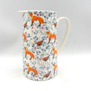 Large size Jug in Dee Hardwick Foxes Design.