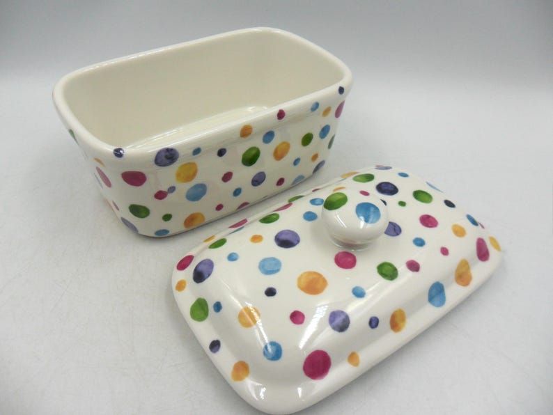 Butterdish in Handpainted Polka Spots design by Heron Cross Pottery. Bild 6