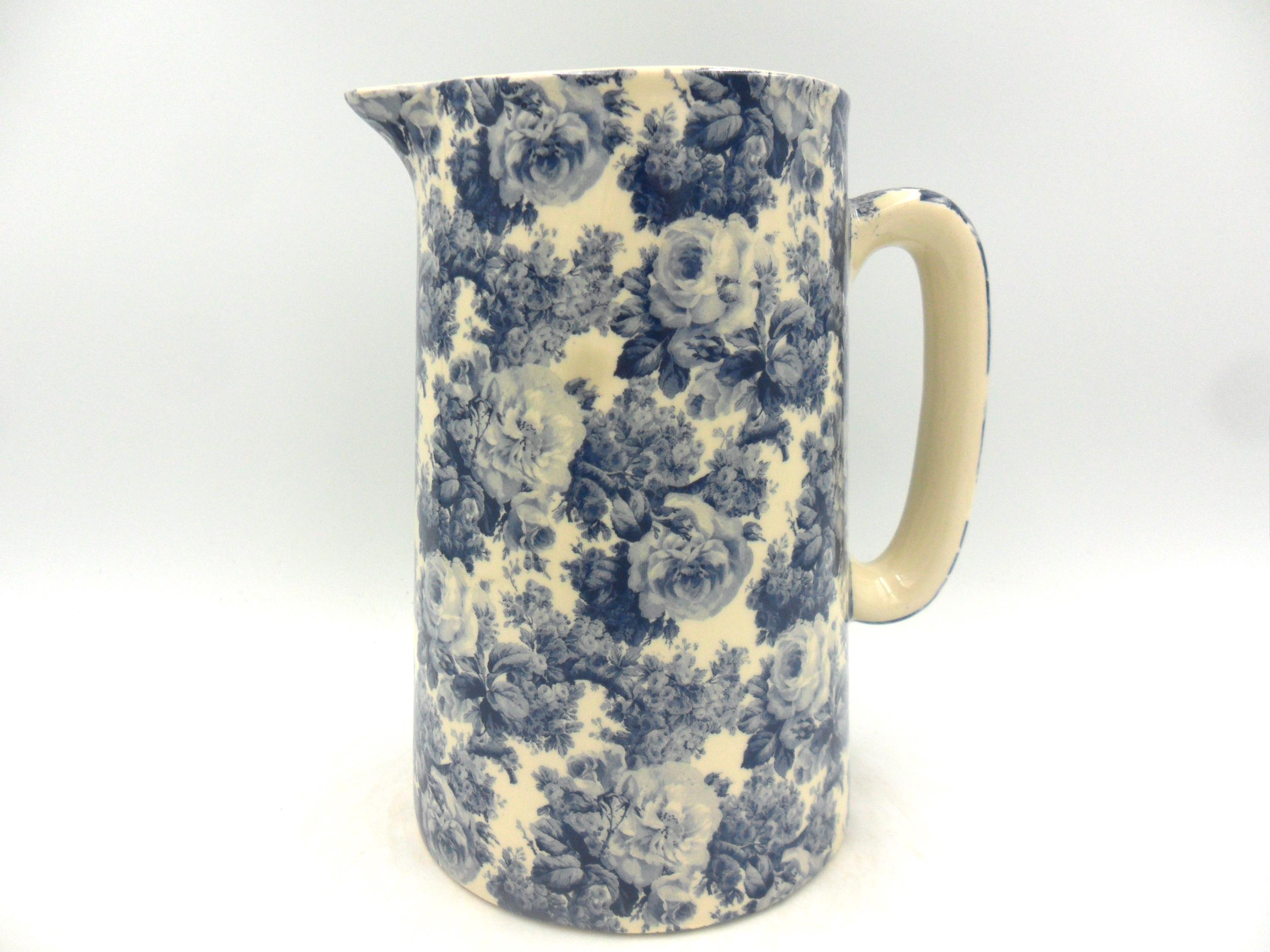 Heron Cross Pottery 伝統的な英国式ティーセット 2 Pint Earthenware Jug in Blue Laura Design by Heron Cross Pottery