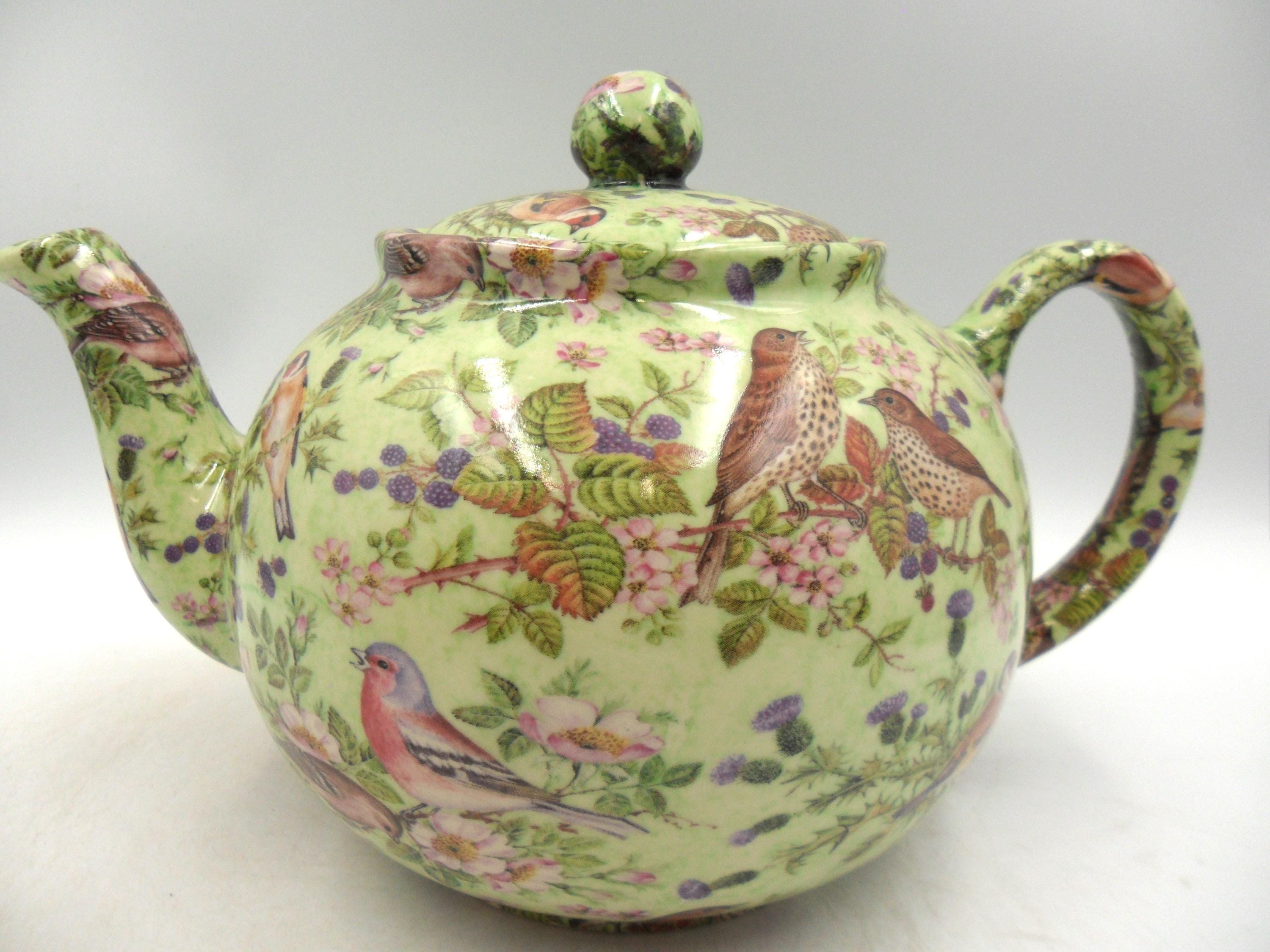 6 Cup Teapot in British Birds on Green Design by Heron Cross