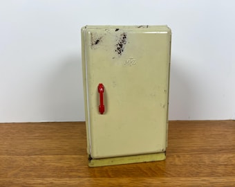 Vintage 1950s MFZ Martin Fuchs Zirndorf German Tin Doll Refrigerator