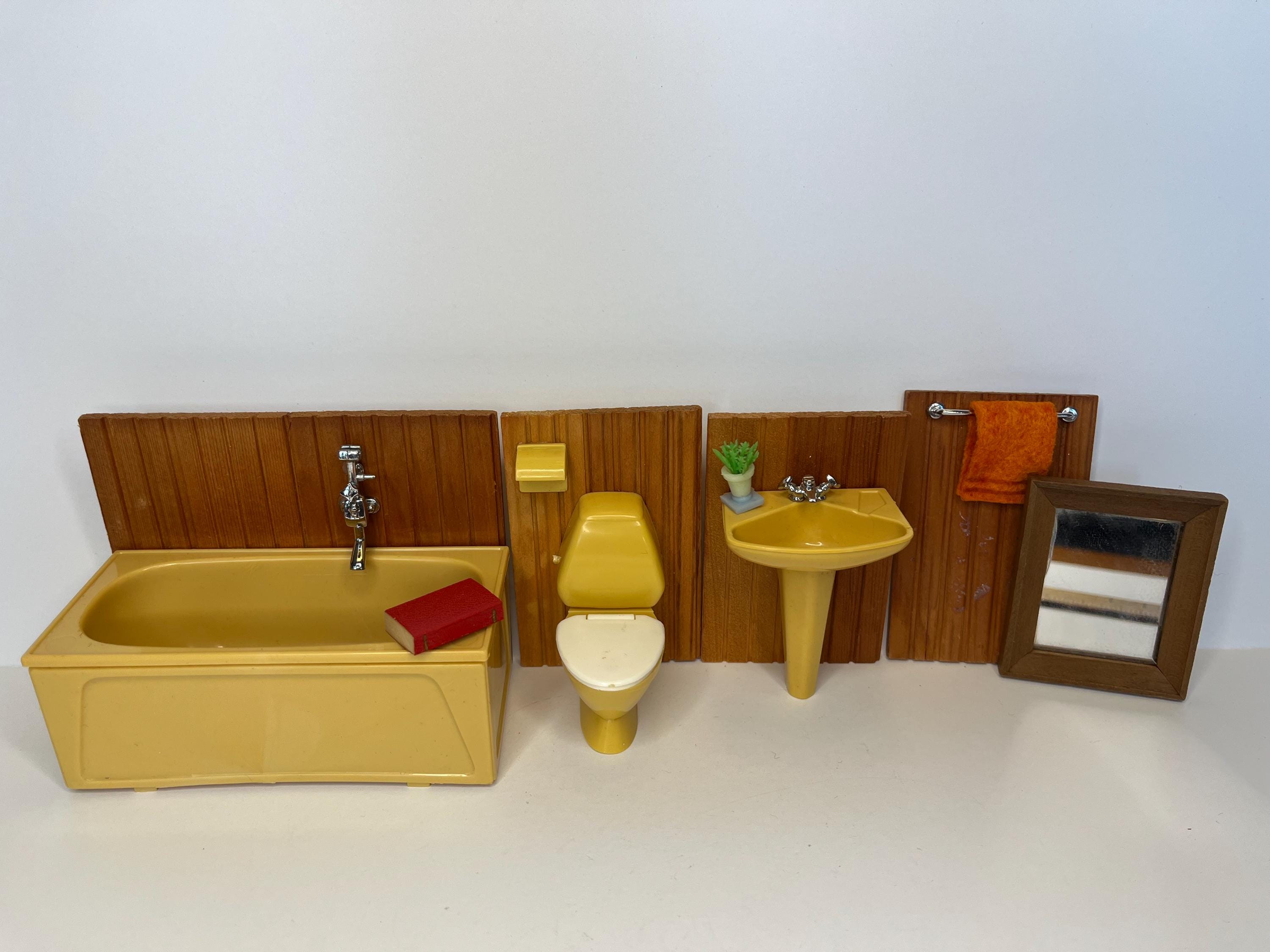 Dollhouse Bathroom 1:16