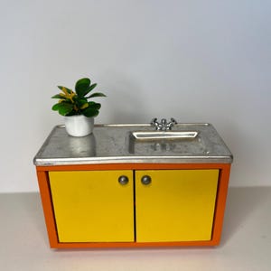 Vintage Lundby/Brio Orange Sink (1:16 Scale)