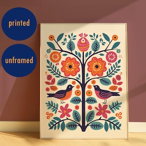 Stampa artistica popolare scandinava carina, decorazione boho colorata, poster floreale, arte nordica con uccelli, arte murale folcloristica, stampa di uccelli folk, arte stampata