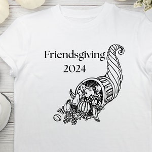 Friendsgiving 2024 PNG SVG pronto per il file di taglio