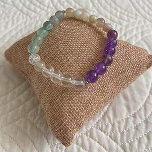 Natural stone bracelet
