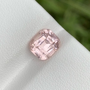 2.25 carats Loose Pink Morganite Stone Cushion Cut from Africa