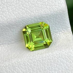 1.30 carats Green Peridot Stone Asscher Cut Natural Pakistani Gemstone