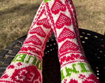 Hand Knit Wool Conversation Socks – BFF Valentine Gift - Yes Queen / OMG Same