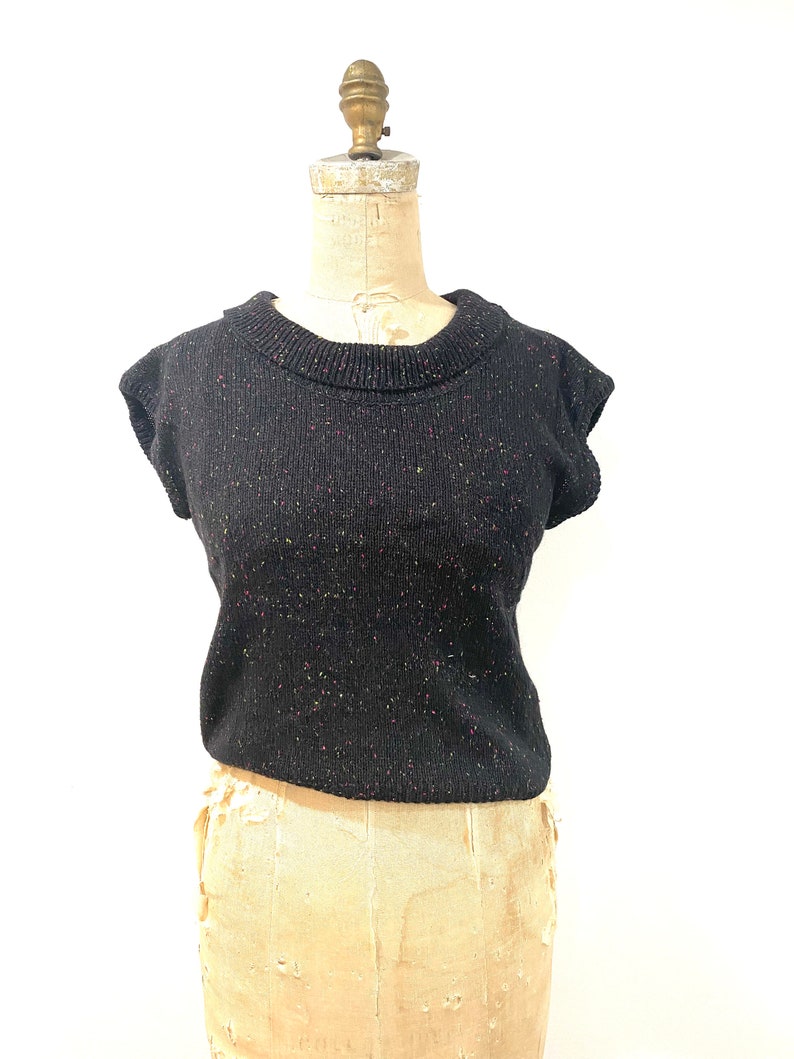 80s color speckled black sleeveless sweater image 5