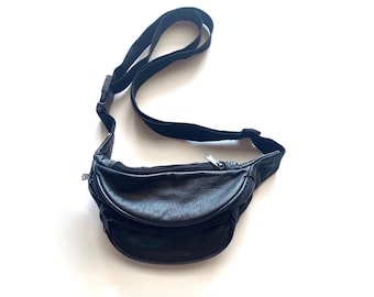 90s black leather adjustable crossbody bag