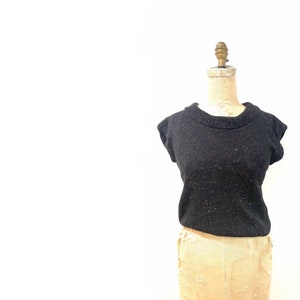 80s color speckled black sleeveless sweater image 1