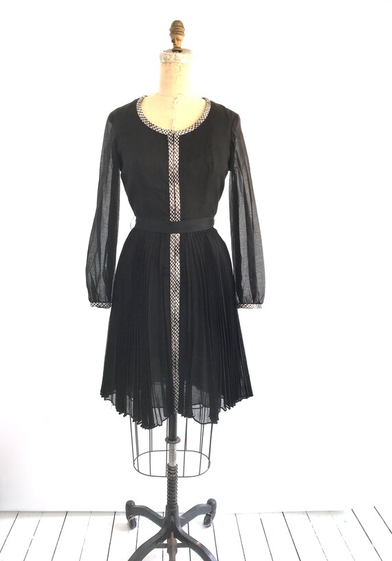 50s black and white dress | vintage black and whi… - image 6