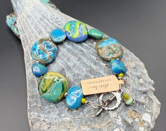 Handcrafted Afrocentric bracelet handcrafted with ceramic beads
