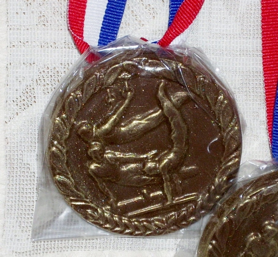 Collier Chocolate Boys Gymnastics Medal -  France