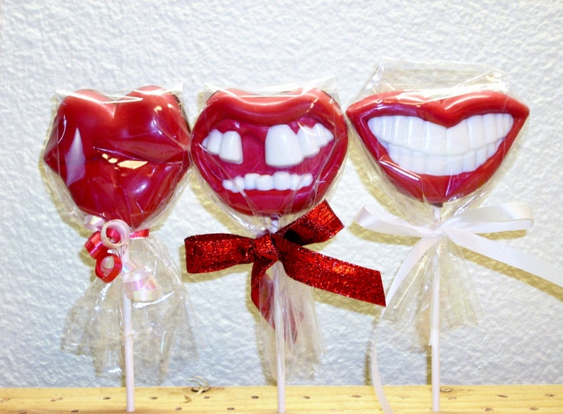 Chocolate Lips Lollipops image 1