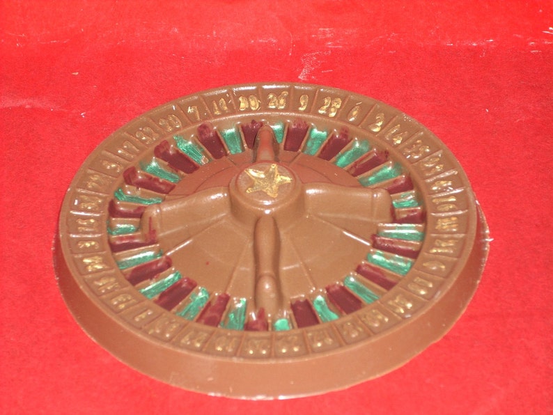 Chocolate Roulette Wheel Dice and Poker Chips image 2