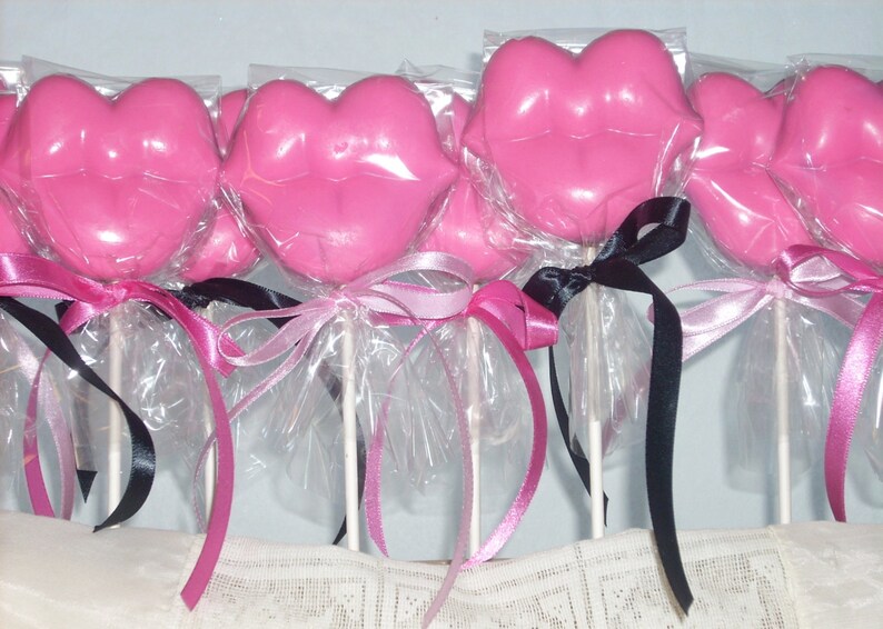 Chocolate Lips Lollipops image 4