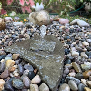 DIY Flagstone Water Garden Kit: Zen Fountain, Bird Bath & Bee Waterer