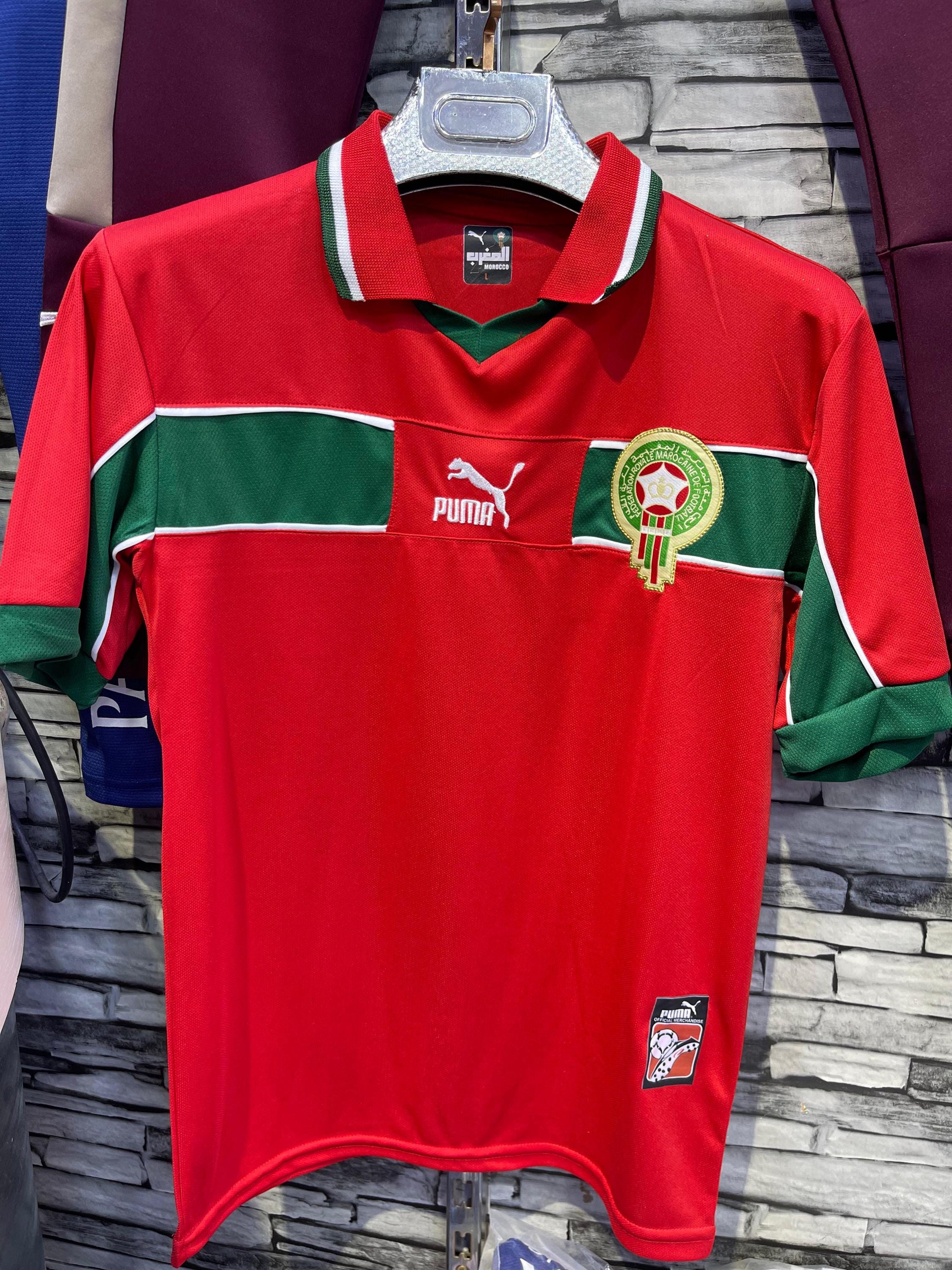 Puma モロッコ代表 サッカーシャツ 1998年フランスワールドカップ Morocco 1998 Retro Jersey – Vintage Atlas Lions Shirt – Classic