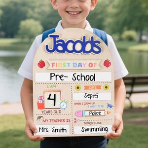 Personalized First Day School Sign,Back to School Sign,Kindergarten 1st Day of School Sign Reusable,Custom First Day School Sign