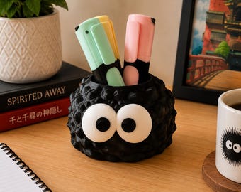 Soot Sprite Pen Holder, Spirited Away Pencil Pot, Ghibli Inspired Desk Organiser, Cute Anime Office Decor, 3D Printed Pencil Holder