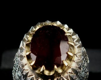 Beautiful hand made 950 silver high quality Natural garnet ring Persian piece of antique art