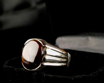 Beautiful hand made 970 silver high quality genuine Mexican Fire agate size 9 ring