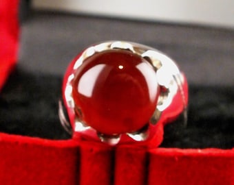 Handmade Yemeni Agate Ring, Bahraini 990 Silver, Size 9