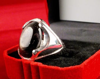 Handmade Bahraini 990 Sterling Silver Queen Eye Ring, Size 9