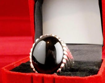 Handmade Bahraini Sterling Silver Ring, Yemeni Agate Size 9
