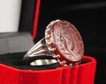 Beautiful antique hand made size 10 Persian 925 silver with red colored  agate (aqeeq) with islamic scripts hand made (Irfan work)
