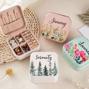 Birth Flower Jewelry Case,Name Jewelry Box for Bridesmaids,Personalized Jewelry Box,Travel Jewelry Box with Name,Birthday Gift for Women