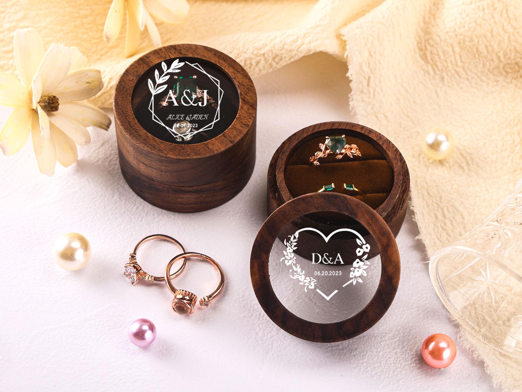Personalisierte gravierte Verlobung Vorschlag Inhaber, kundenspezifische hölzerne Hochzeitszeremonie-runde Ring-Box, klare Acrylabdeckung, Brautgeschenk für sie
