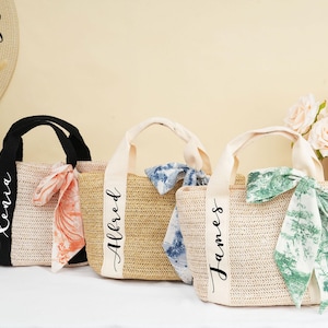 Benutzerdefinierte Jute-Einkaufstasche, personalisierte Strohtasche, Strandtasche, Brautjungfer Taschen, Junggesellinnenabschied Taschen, Brautjungfer Vorschlag Mädchen, Hochzeitsgeschenk