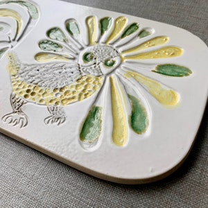 Bennington Potters rooster trivet, Gloria Gil design, Mid-century home, Fighting cock plaque, 1563 image 2