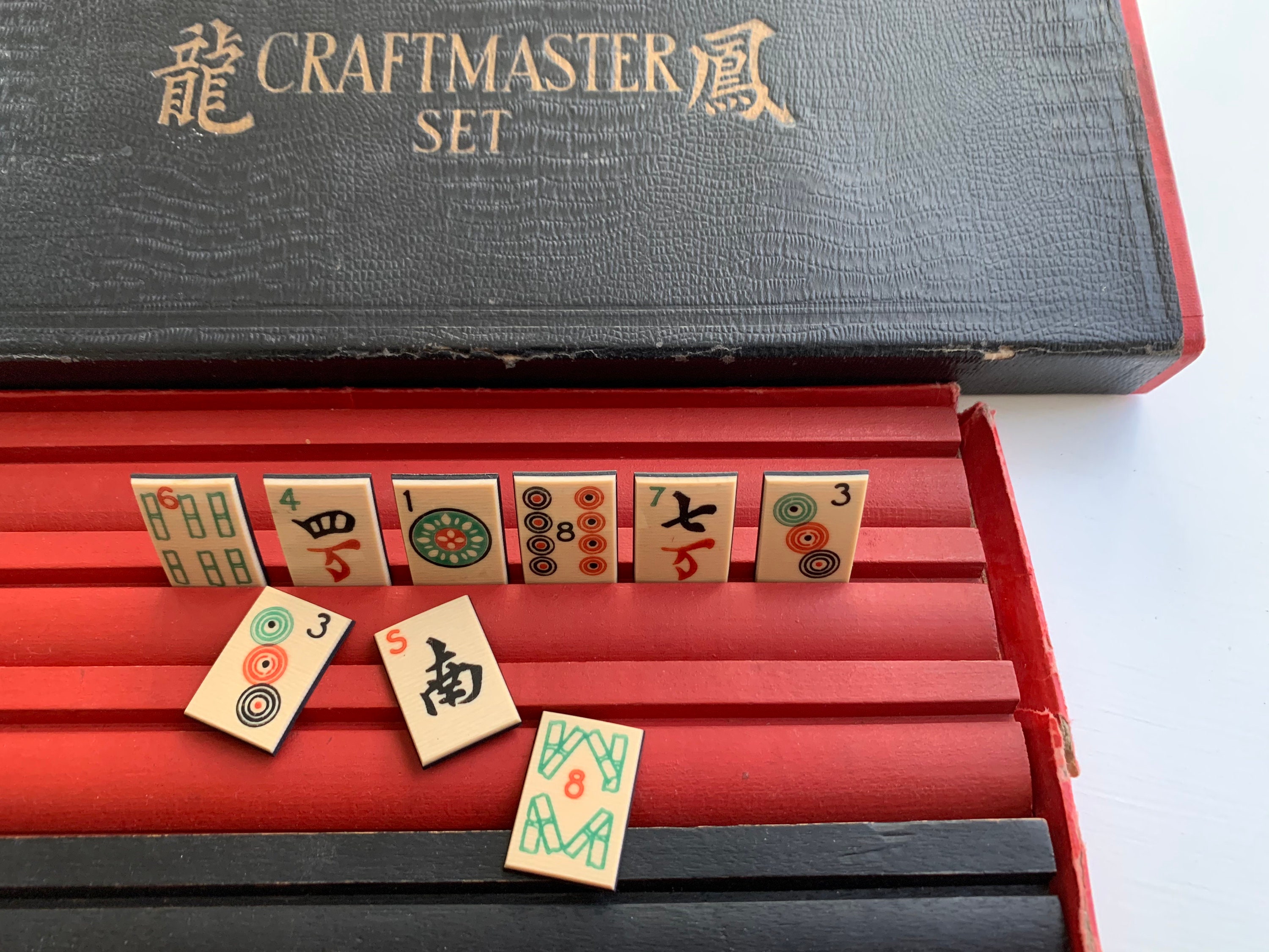 Mah Jong Set In Silver Aluminum Case With Pushers campestre.al.gov.br