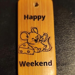 Gepersonaliseerde lasergegraveerde houten tags, gepersonaliseerd verjaardagscadeau, lasergravurekunst, gepersonaliseerd cadeau, lasergegraveerd hout, laserkunst