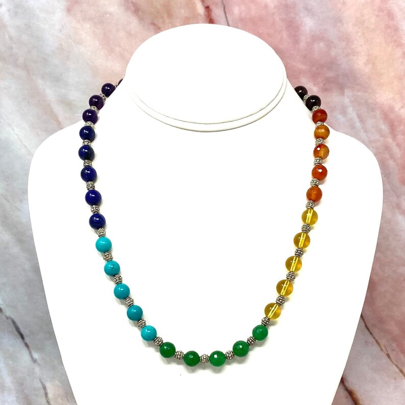 Collier chakra perlé de 20 avec pierres précieuses authentiques Rainbow Pride LGBTQ 2 - Grouped